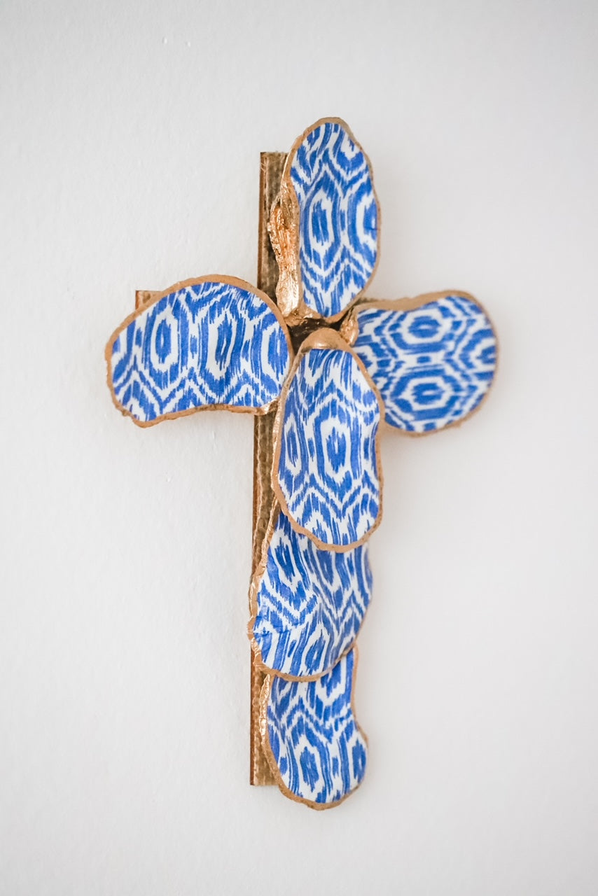 Gilded Ikat Oyster Cross