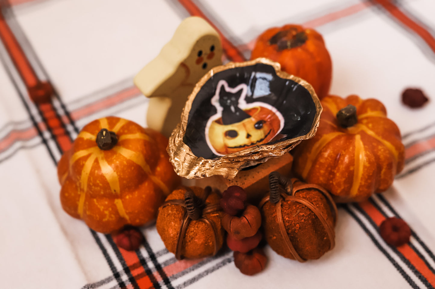 Peek-a-Boo Black Cat Trinket Dish - Dark Edition